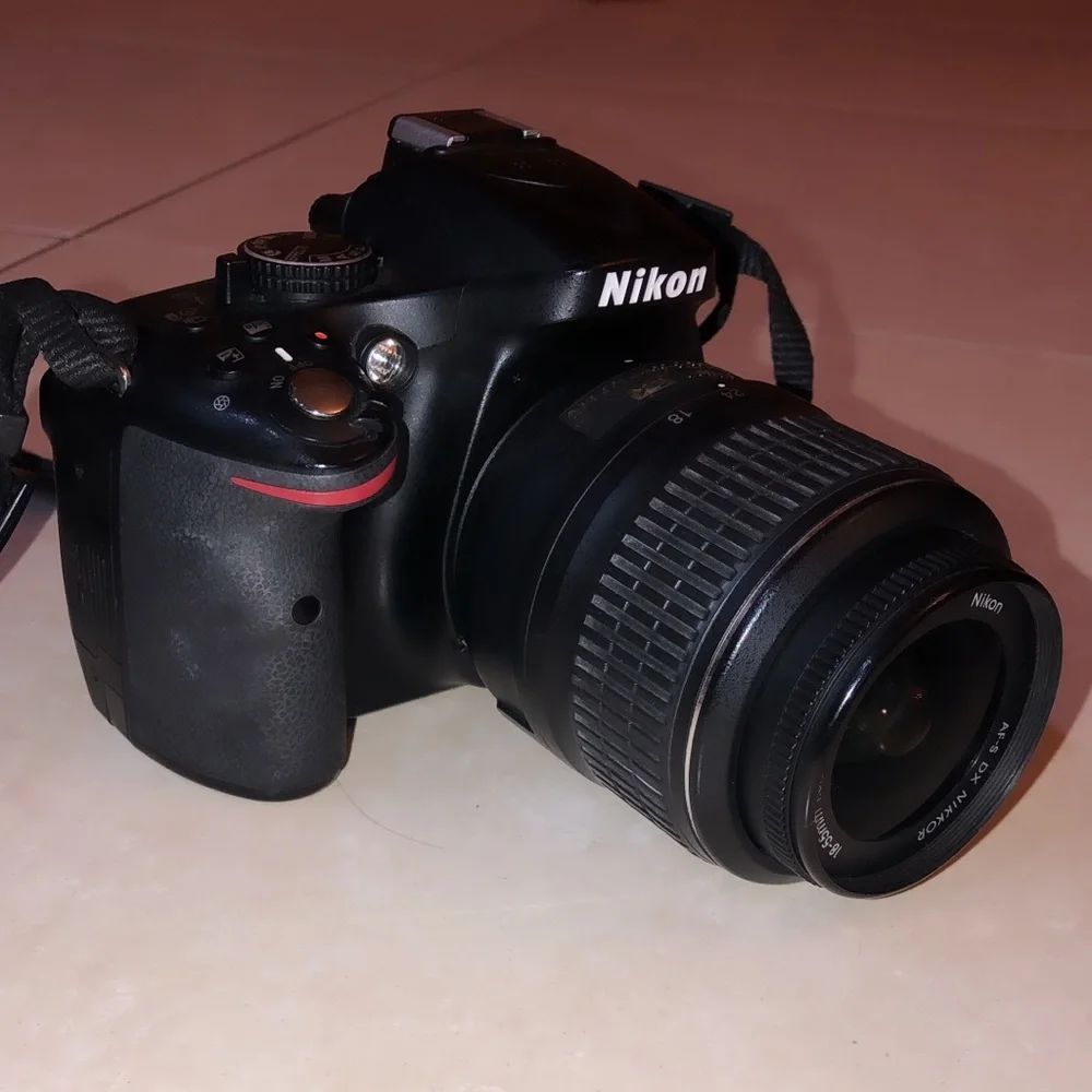 COPY - Nikon D5200 Camera, everything included!!!